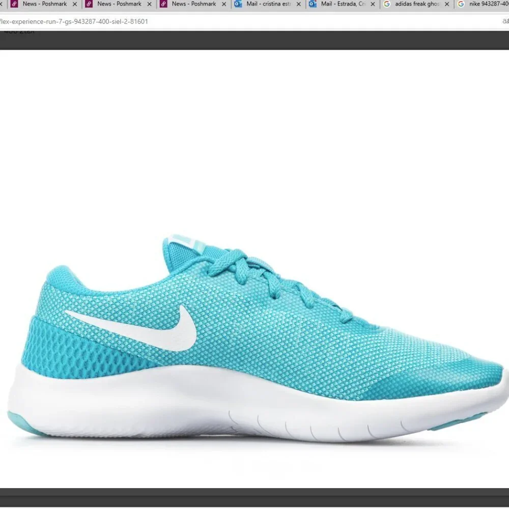 NIKE FLEX EXPERIENCE RUN 7 NEW Size